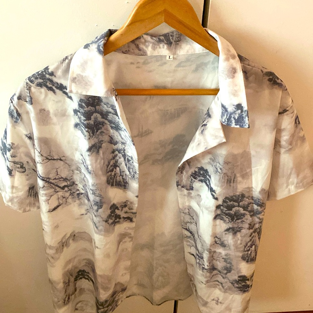 Short sleeve casual button up